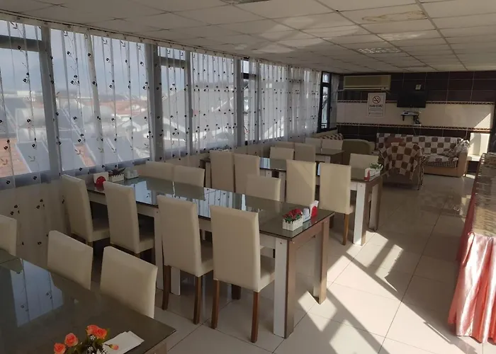 Feryil Centrum 酒店 费特希耶