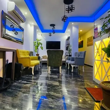 Feryil Centrum Couette-café 3*